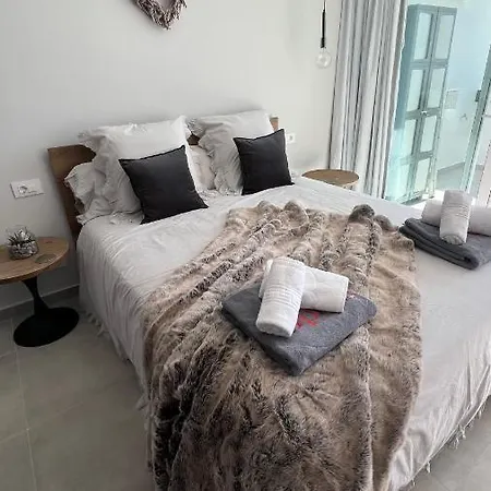 Boutique Studio, Sea Views Of Vistas And Free Wifi Apartmán *